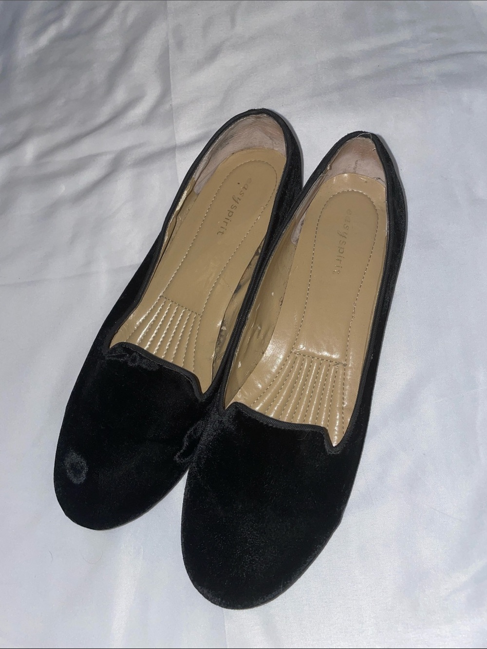 Easy Spirit Velvet Flats